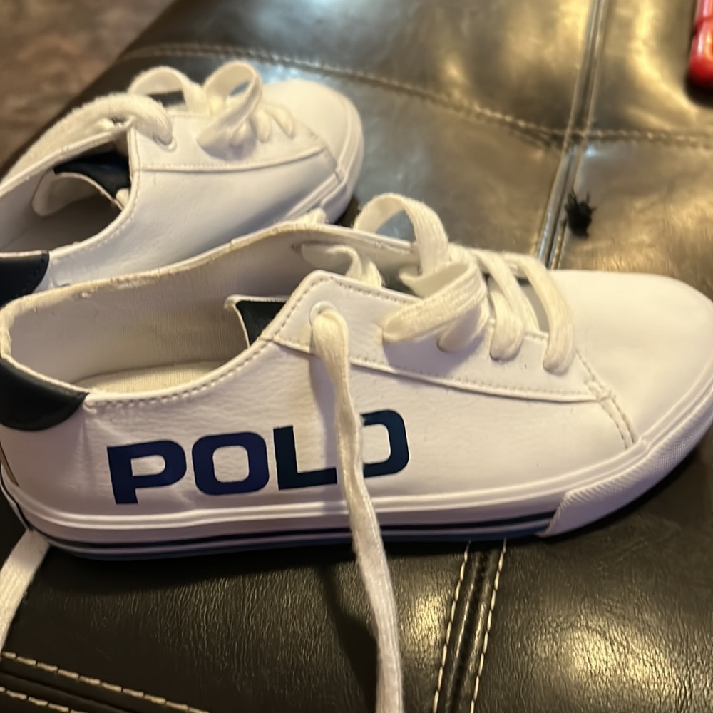 Polo - Picture 2 of 6
